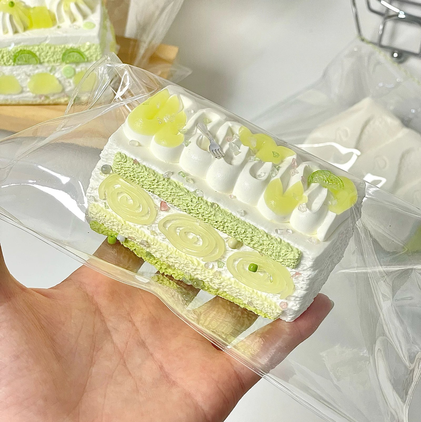 511027 Chun Zhai Xiao Pa Green Grape Cream Cake - One of a Kind (Light Cream Texture Series) / 椿宅小帕捏 打版孤品青提奶油蛋糕(轻奶油触感系列)