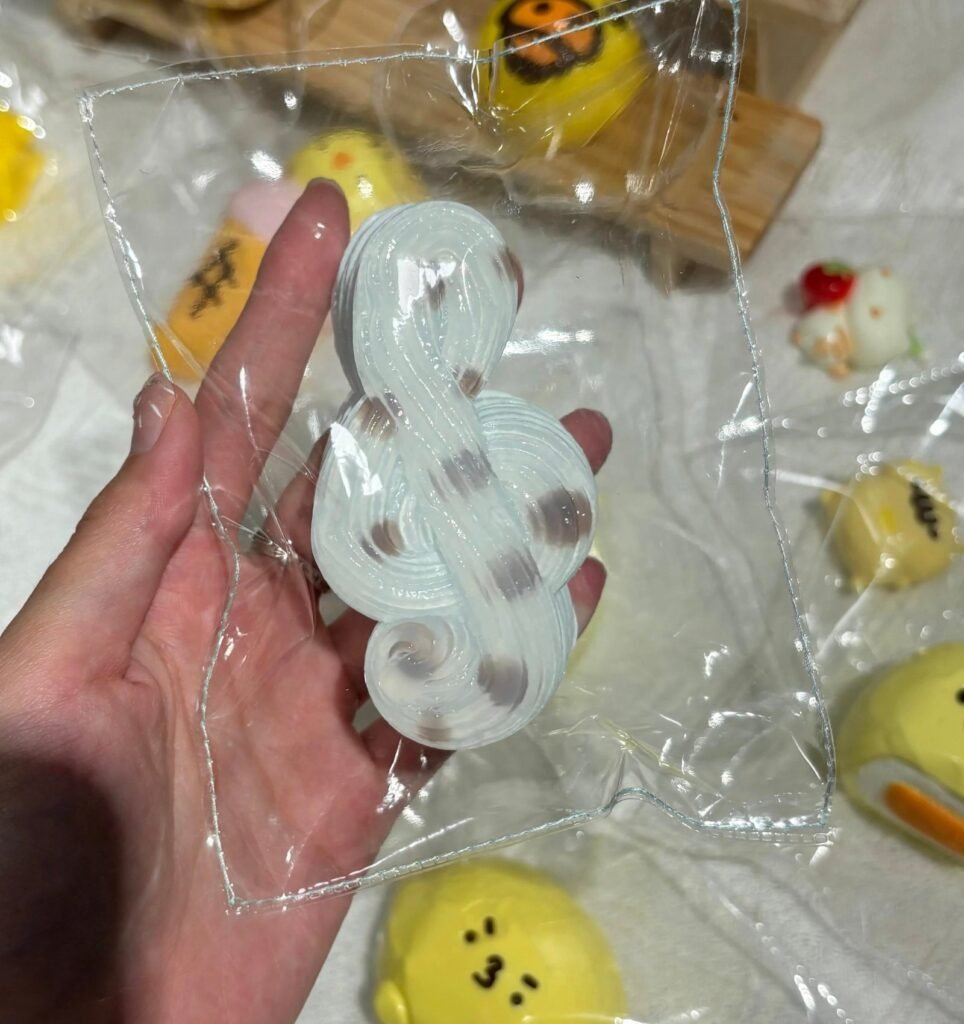 536005 Dachuan Squishy Polka Dot Music Note (Soft Dry Cheese Texture Series) / 大川de捏 波点音符（软干酪触感系列）