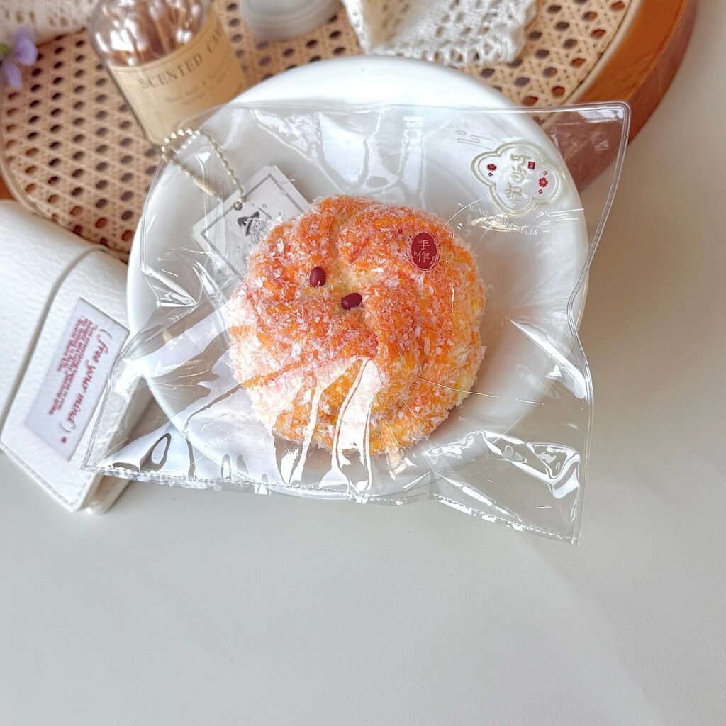 455020 Ding Jingle Bells Red Bean Coconut Bun (Rich Cream Clay Texture Series) / 叮叮当 红豆椰蓉包（醇奶油触感系列）