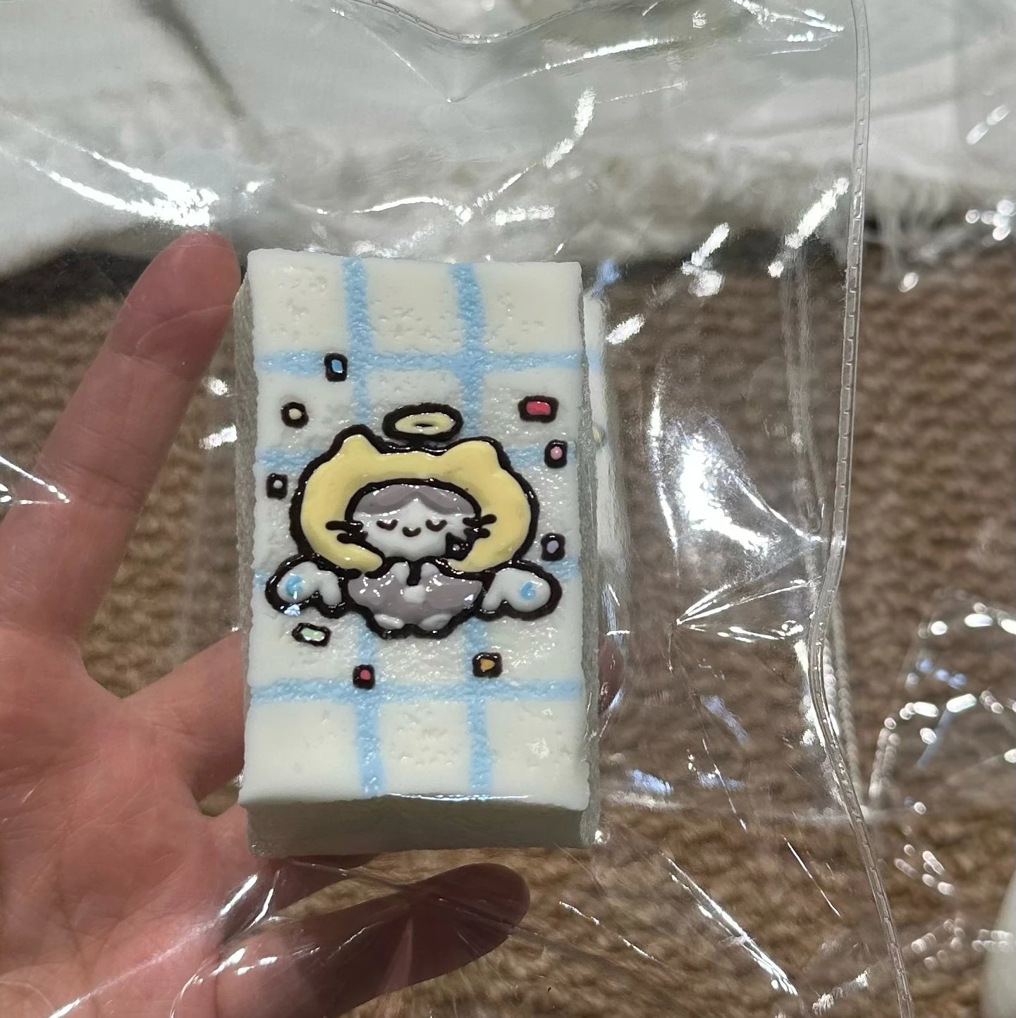 547010 DingDing Squishy Sleepy Cat (Cream Paste Clay Texture Series) / DingDing捏捏 眠眠小猫(乳膏泥触感系列)