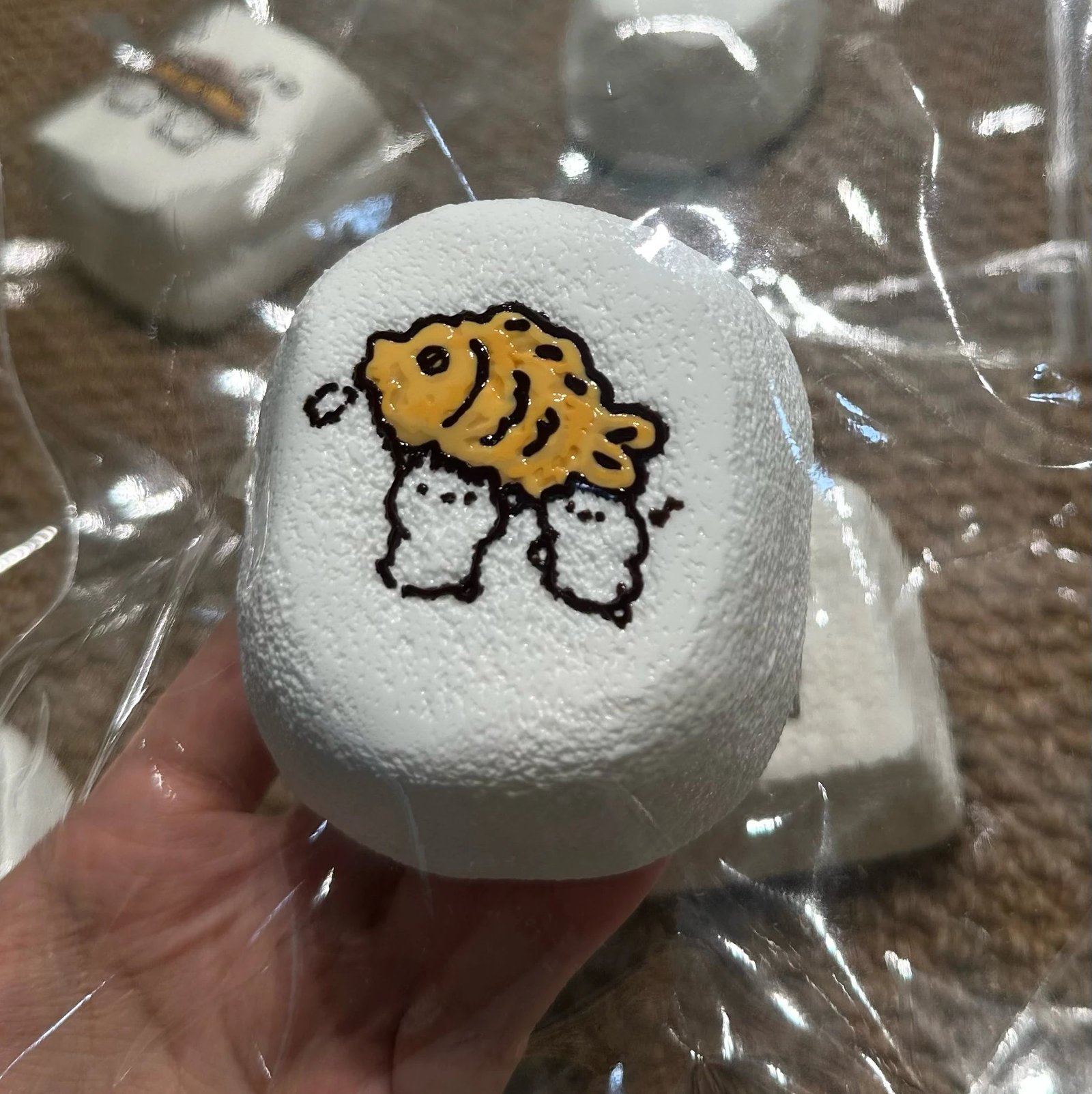 547019 DingDing Squishy Taiyaki Bear (Cream Paste Clay Texture Series) / DingDing捏捏 鲷鱼烧小熊(乳膏泥触感系列)