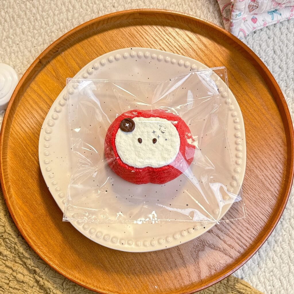 496008 Duoxi Studio Button Apple (Soft Face Cream Texture Series) / 多喜捏捏studio 纽扣苹果（软面霜触感系列）