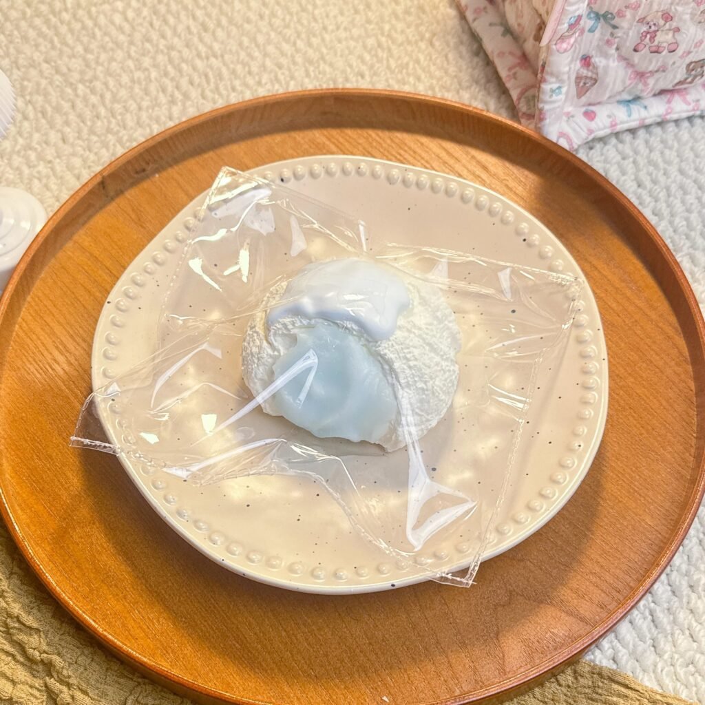 496012 Duoxi Studio Sea Salt Filled Cream Puff (Soft Face Cream Texture Series) / 多喜捏捏studio 海盐夹心泡芙（软面霜触感系列）
