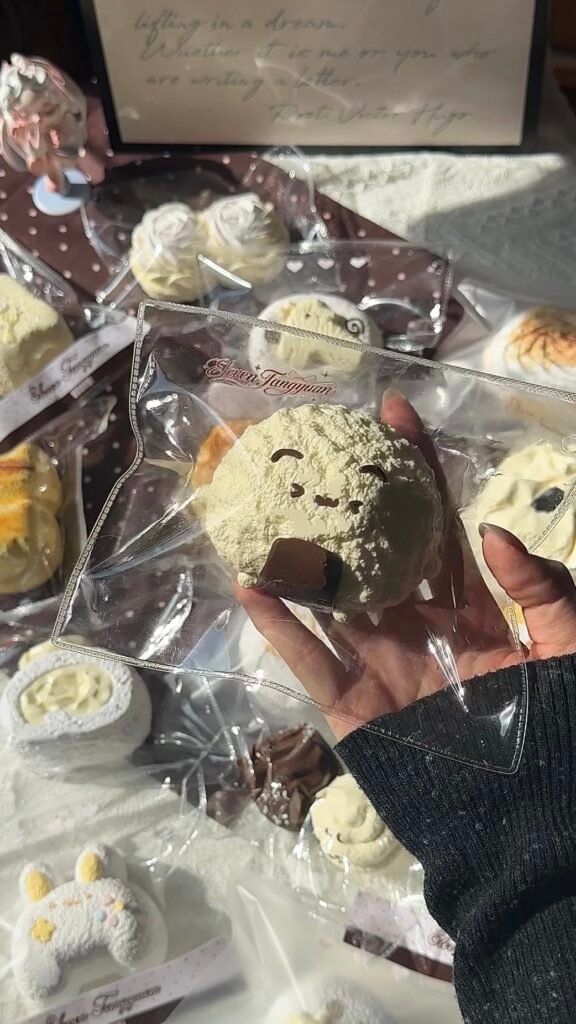 544005 Eleven Tangyuan Seaweed Rice Ball (Fluffy Cream Texture Series) / 十一只汤圆 海苔饭团（绵奶油触感系列）