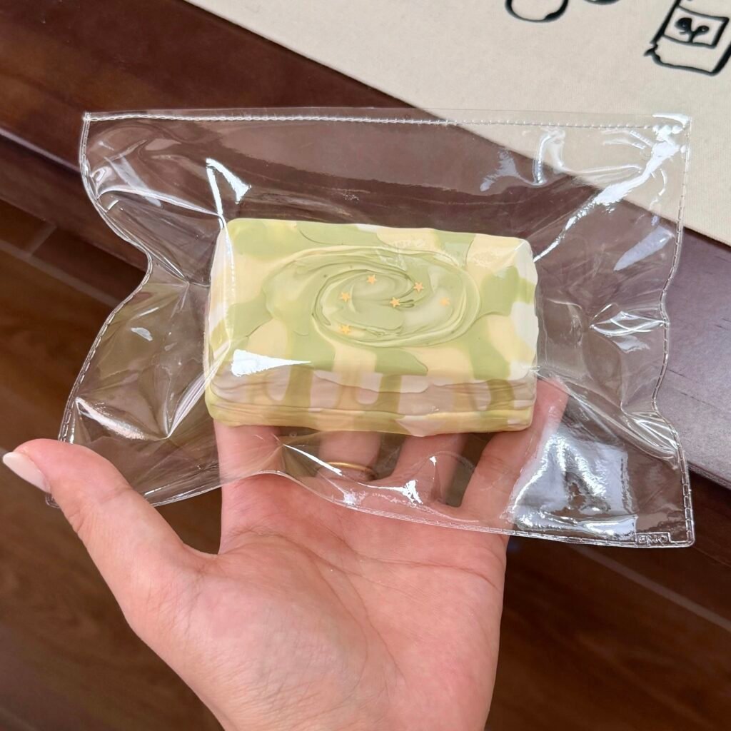 428052 Emo Studio Matcha Rice Cake Bar (Baked Soft Cheese Clay Texture Series) / Emo studio 抹茶年糕条（烤箱软干酪触感系列）