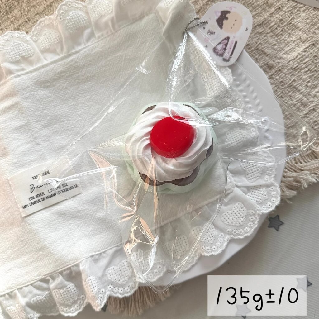 210018 Egg Roll Queen Squishy Mint Chocolate Pudding / 蛋卷女王 薄巧布丁