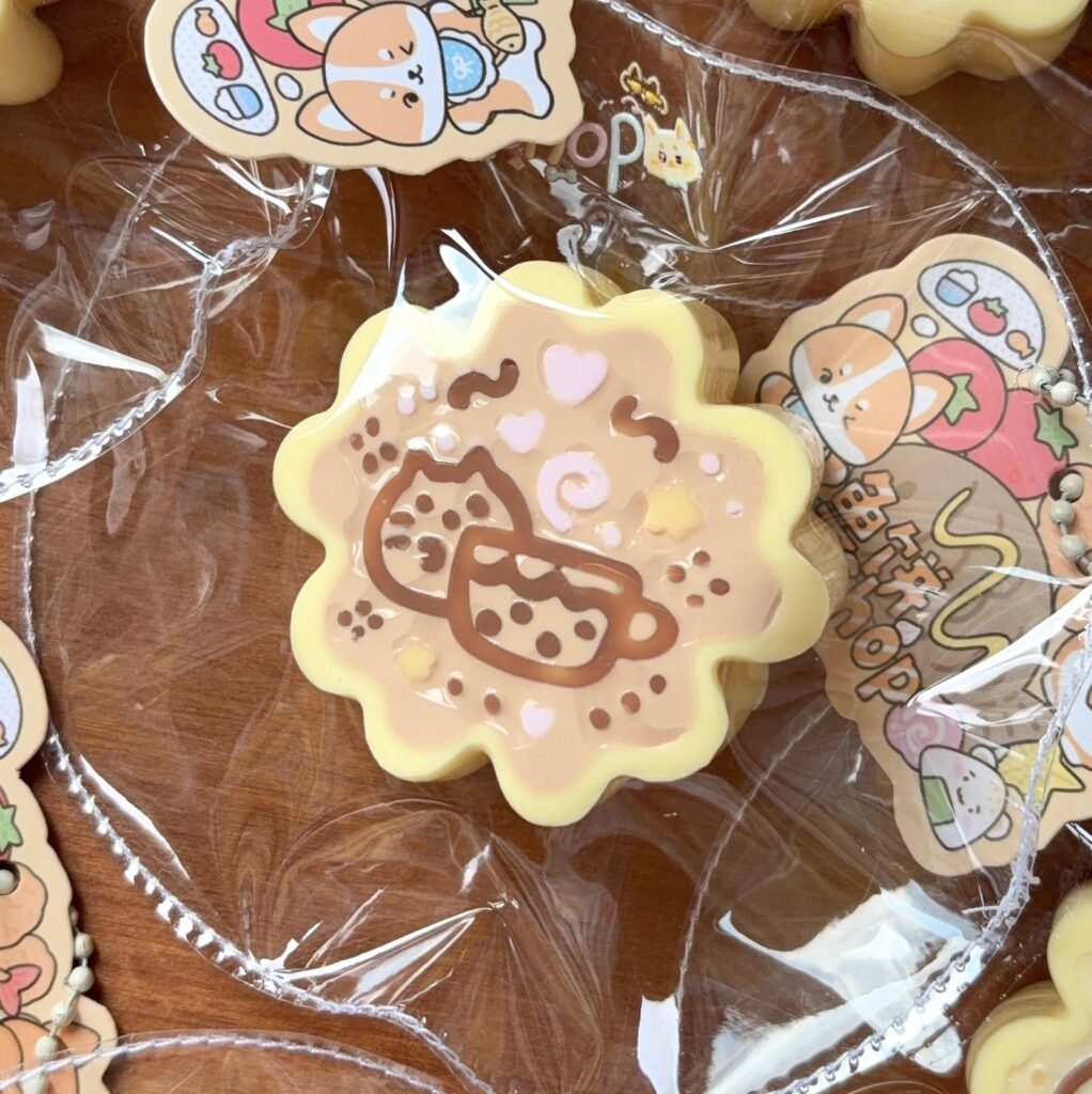 434011 Fish Cake Shop Coffee Cat Iced Chocolate Tart (Cream Paste Clay Texture Series) / 鱼饼Shop 咖啡小猫糖霜巧克力塔（乳膏泥触感系列）