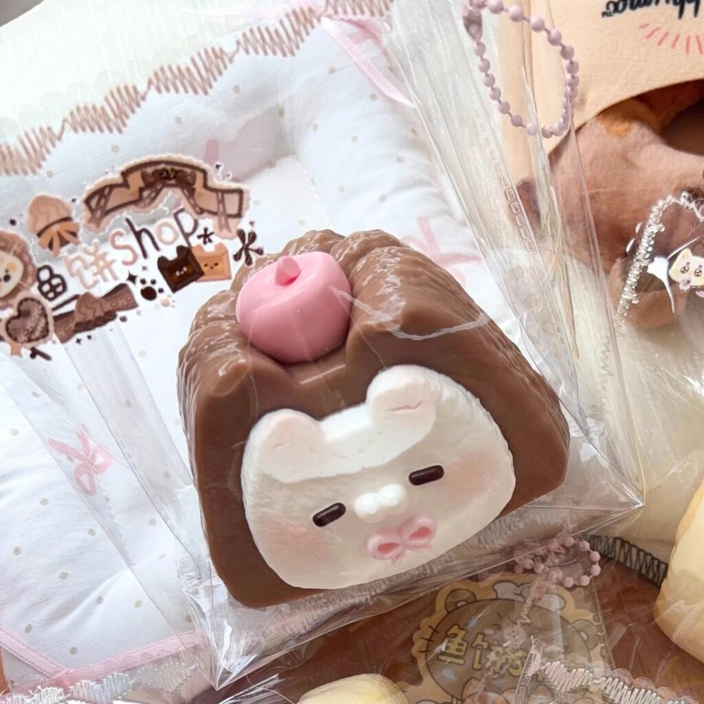 434022 Fish Cake Shop Cat Canele (Cream Paste Clay Texture Series) / 鱼饼Shop 小猫可露丽(乳膏泥触感系列)