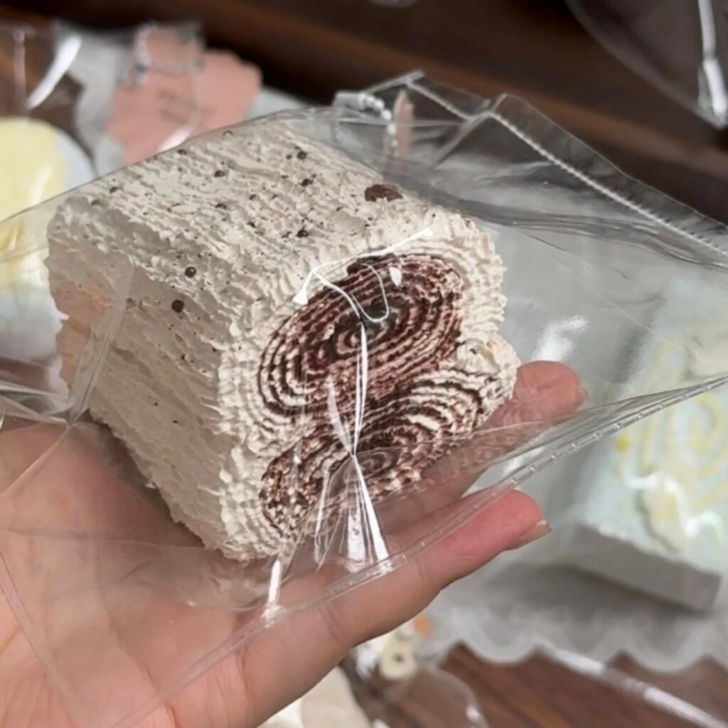 85018 Flying 7 Tree Stump Cake (Mochi Cream Texture Series) / 飞行7 树桩蛋糕（糯奶油触感系列）