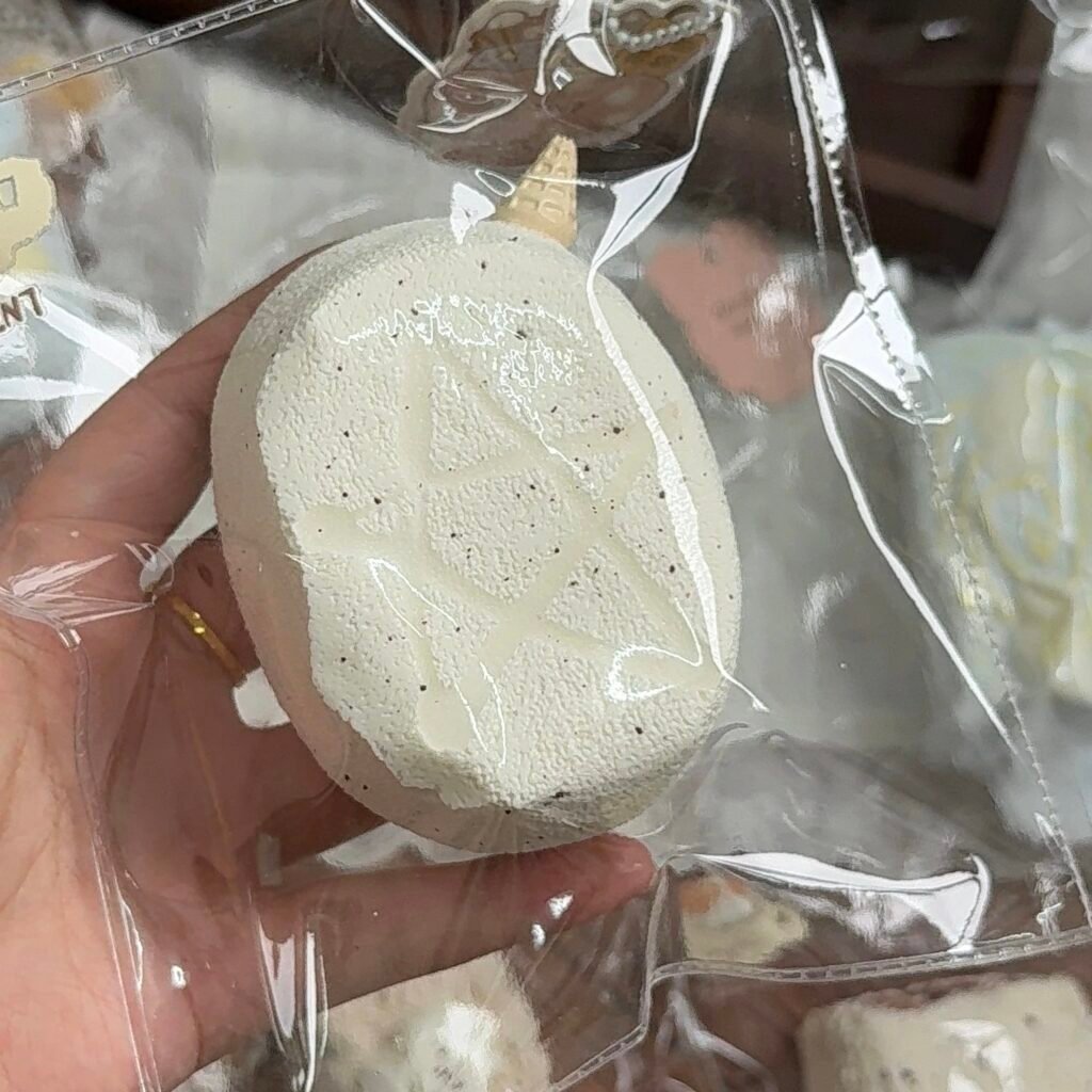85027 Flying 7 Ice Cream Cone Senbei (Wet Cheese Clay Texture Series) / 飞行7 蛋筒仙贝（湿酪泥触感系列）