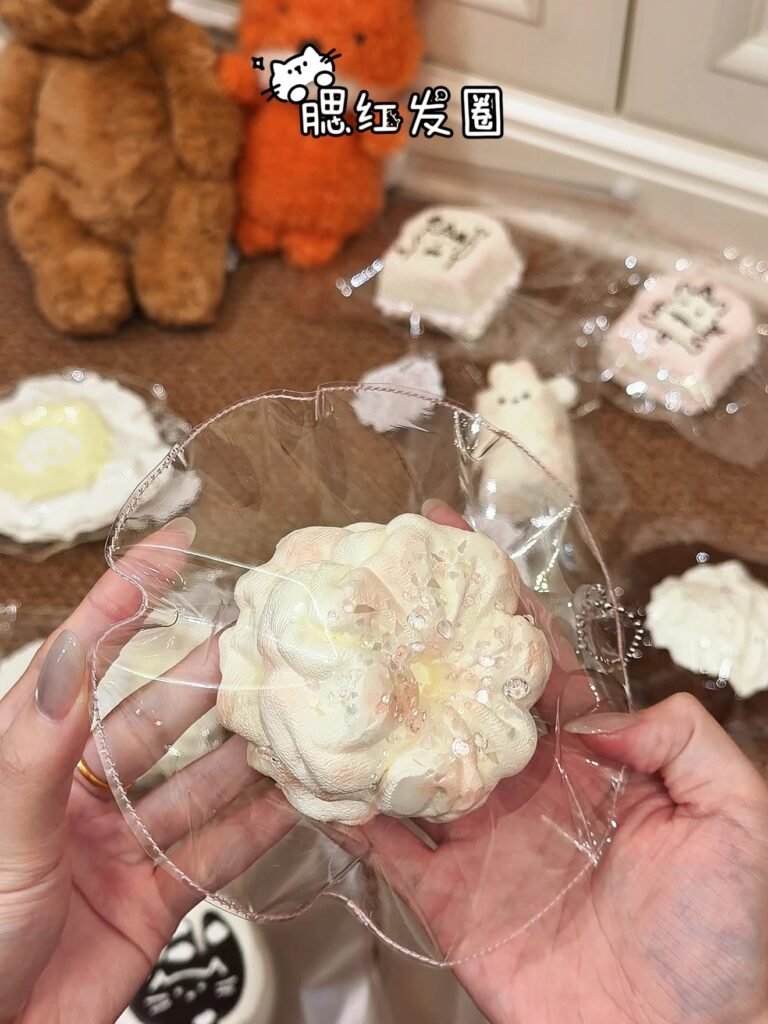 537001 Fruit Tea Squishy Blushing Scrunchie / 水果茶的捏 腮红发圈
