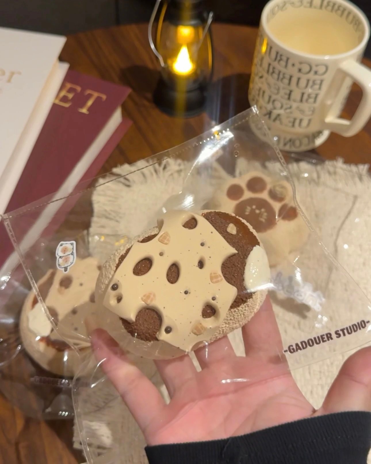 524003 Gadou Studio Fluffy Cheese Senbei / 嘎豆儿 茸茸芝士仙贝