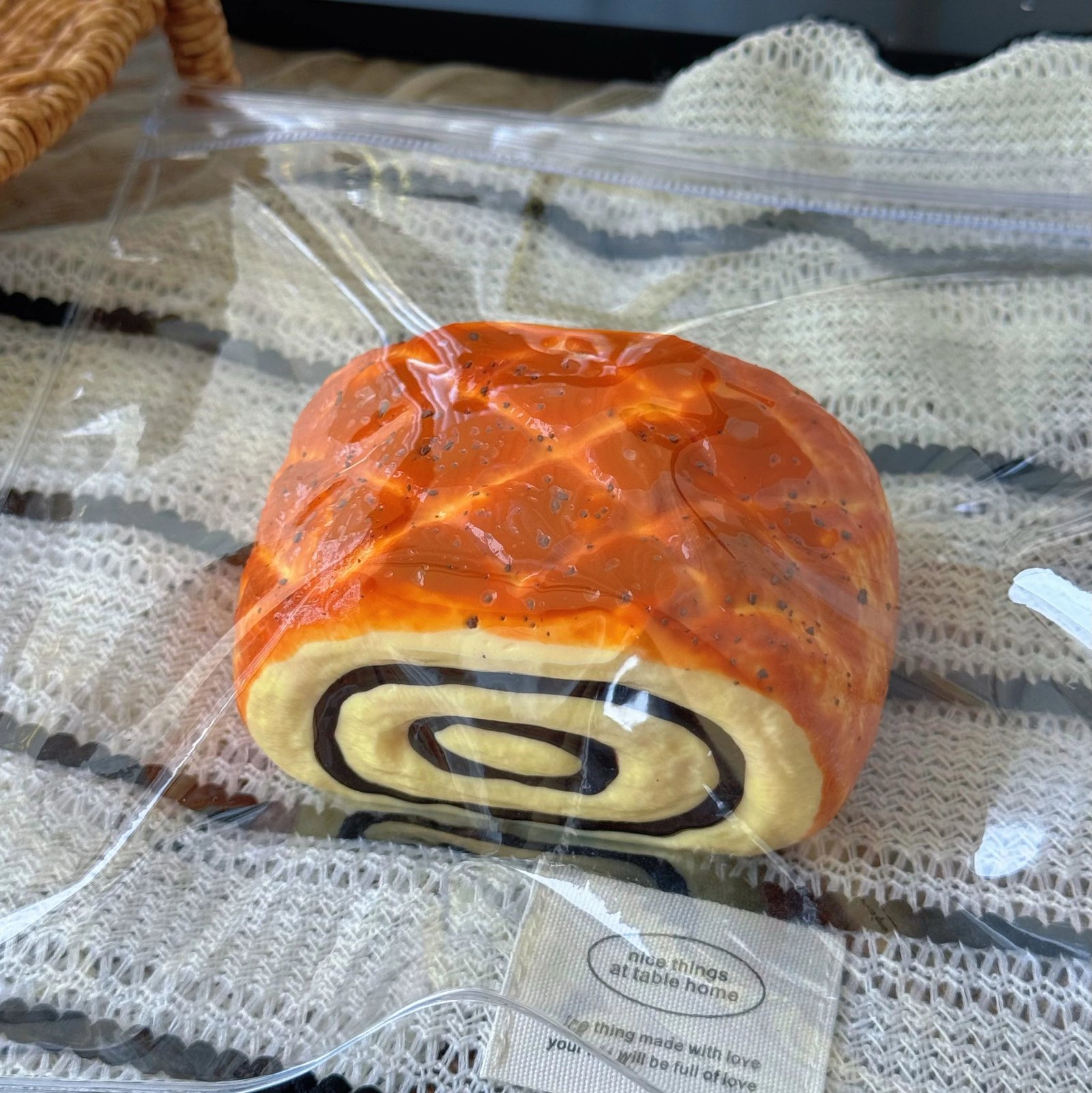 154022 GengGe Studio Pineapple Flower Roll Bread - Chocolate (Thick Cream Clay Texture Series) / GengGe Studio 菠萝花卷面包(巧克力)(厚奶油泥触感系列)