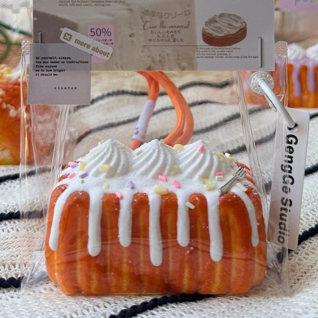 154068 GengGe Studio Lava Cheese Bread - Original Cream (Thick Cream Clay Texture Series) / GengGe Studio 流心奶酪面包（原味奶油）（厚奶油泥触感系列）