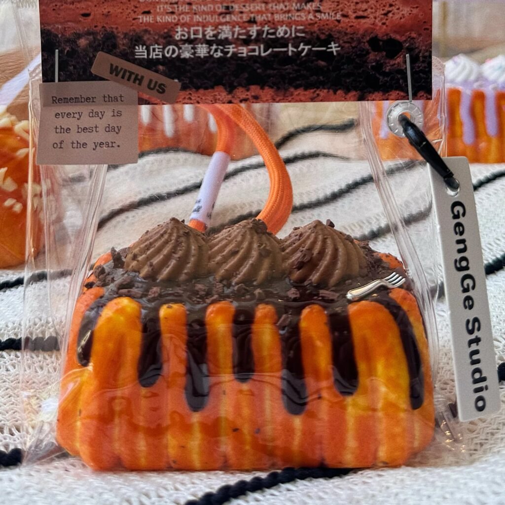 154069 GengGe Studio Lava Cheese Bread - Chocolate (Thick Cream Clay Texture Series) / GengGe Studio 流心奶酪面包（巧克力）（厚奶油泥触感系列）