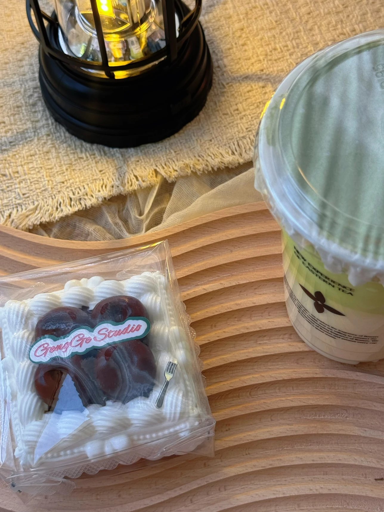 154071 GengGe Studio Cherry Cake (Thick Cream Clay Texture Series) / GengGe Studio 车厘子蛋糕(厚奶油泥触感系列)