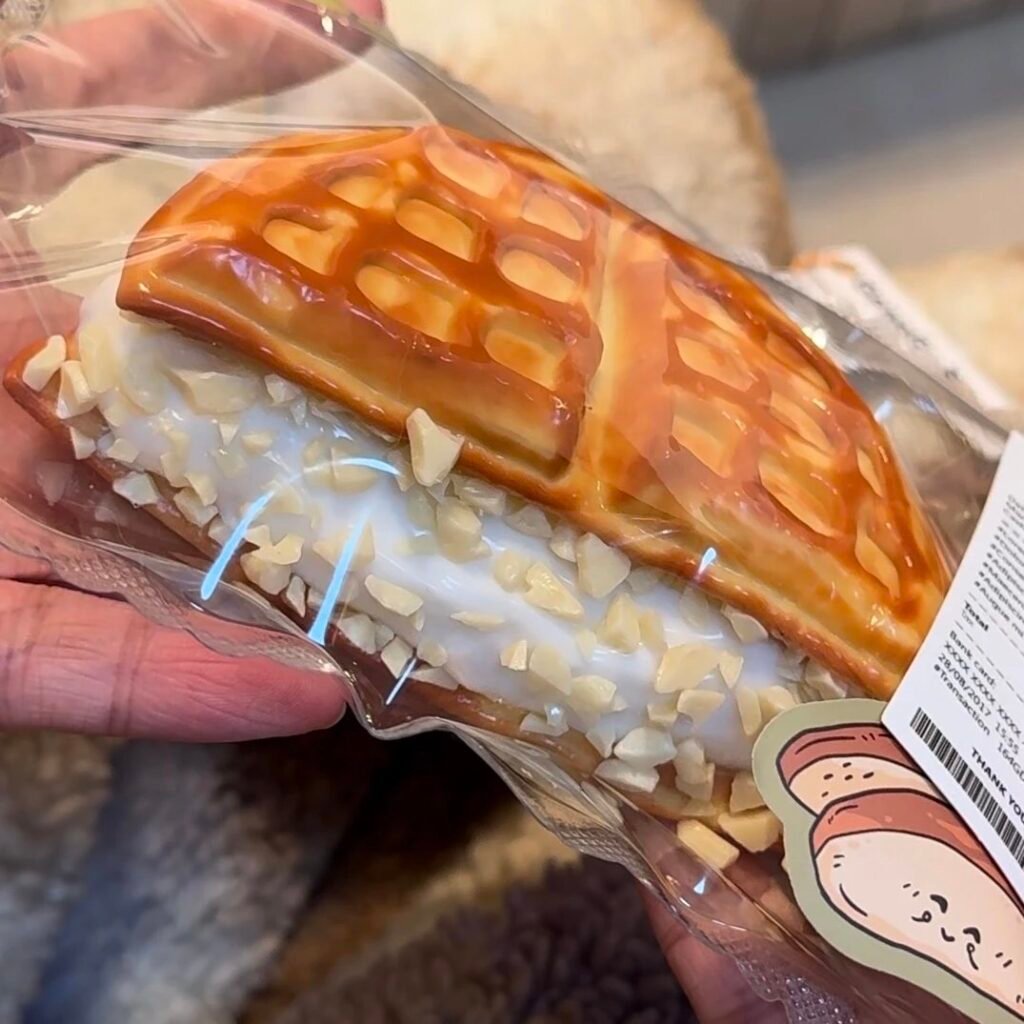 154079 GengGe Studio Lava Cream Waffle - Original (Thick Cream Clay Texture Series) / GengGe Studio 爆浆奶油华夫（原味）（厚奶油泥触感系列）
