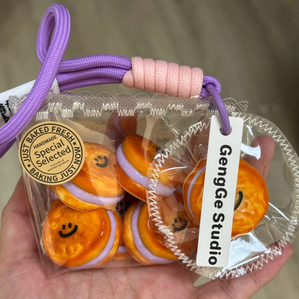 154112 GengGe Studio Bag of Purple Smiley Cakes (Thick Cream Clay Texture Series) / GengGe Studio 一袋紫色笑脸（厚奶油泥触感系列）