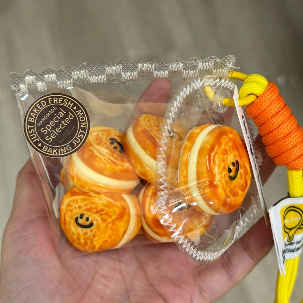 154113 GengGe Studio Bag of Original Smiley Cakes (Thick Cream Clay Texture Series) / GengGe Studio 一袋原味笑脸（厚奶油泥触感系列）