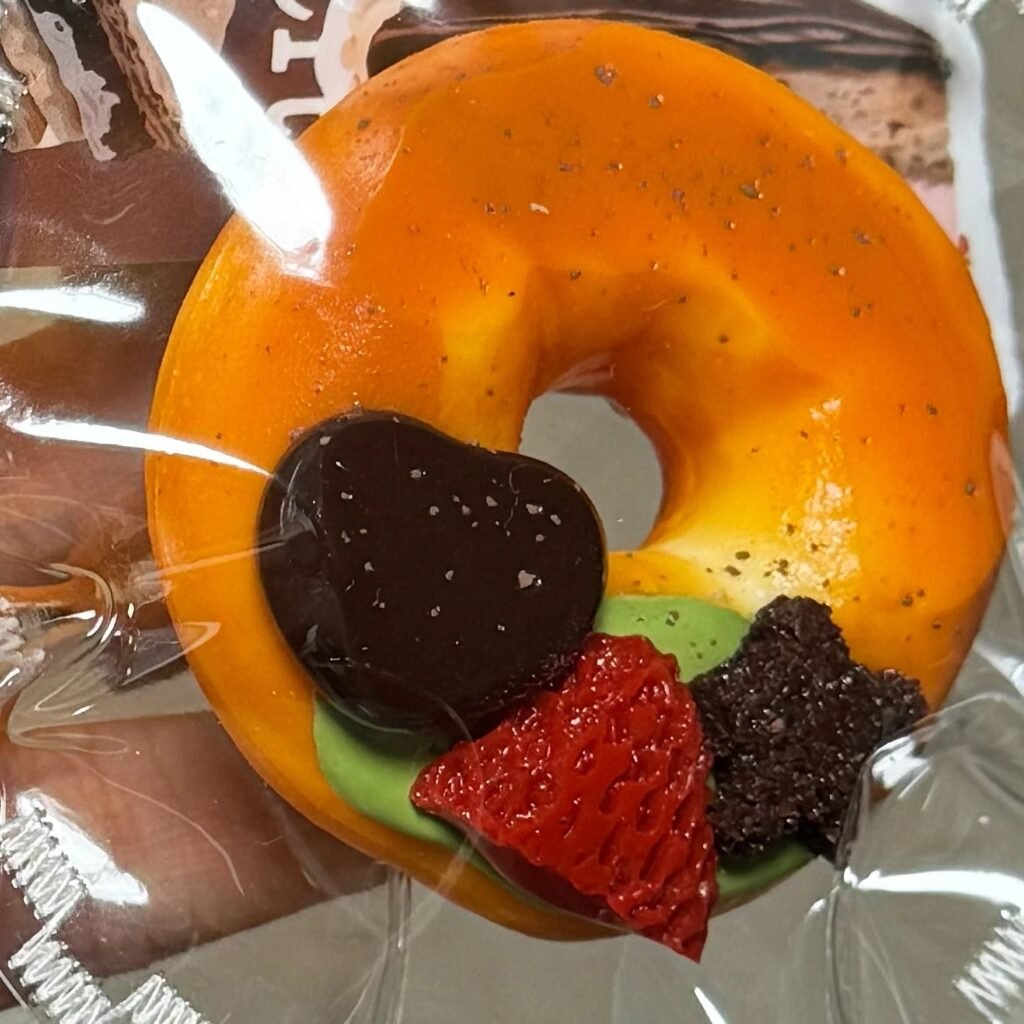 154207 GengGe Studio Bitten Bagel - Chocolate Strawberry - Mini (Thick Cream Clay Texture Series) / GengGe Studio 咬一口贝果(巧克力草莓迷你款)(厚奶油泥触感系列)