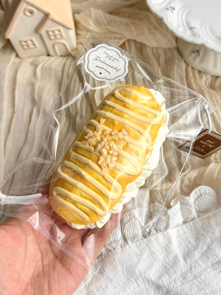 7024 Good Mood Chef Caterpillar Bread (Cream Paste Clay Texture Series) / Good Mood Chef 毛毛虫面包（乳膏泥触感系列）