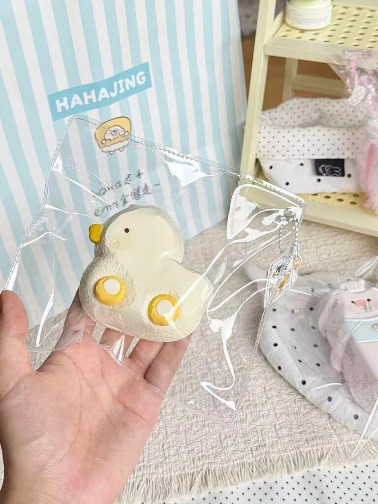 278053 Haha Jing Nienie Second Shop Duck Car (Light Cream Texture Series) / 哈哈静捏捏二店 鸭鸭小车（轻奶油触感系列）
