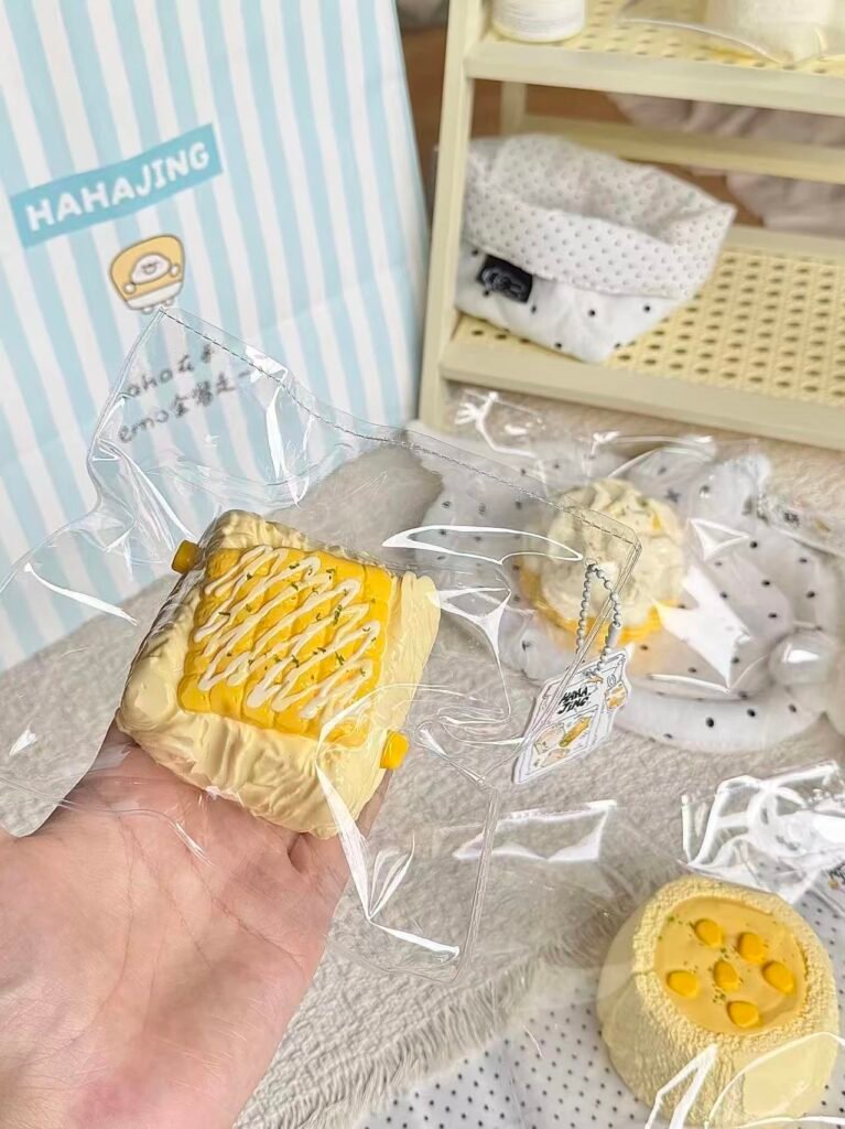 278057 Haha Jing Nienie Second Shop Corn Cream Cube (Light Cream Texture Series) / 哈哈静捏捏二店 玉米奶油小方（轻奶油触感系列）