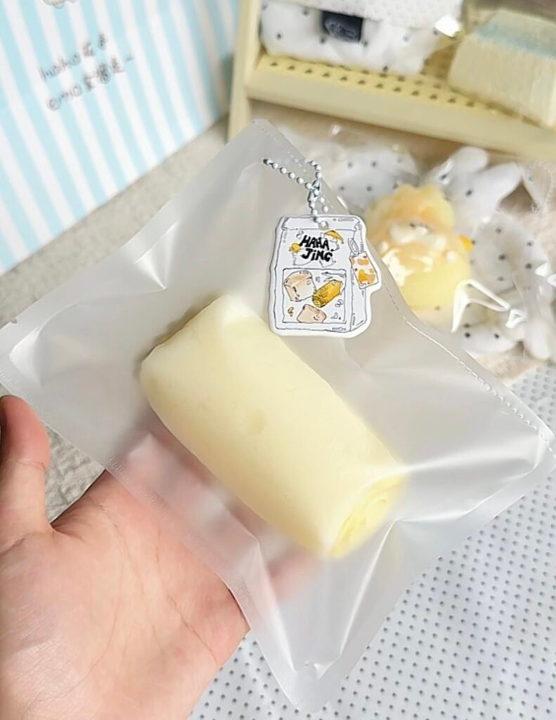 278062 Haha Jing Nienie Second Shop Double-Layer Rice Cake Bar (Cheese Clay Texture Series) / 哈哈静捏捏二店 条头糕双层（奶酪泥触感系列）