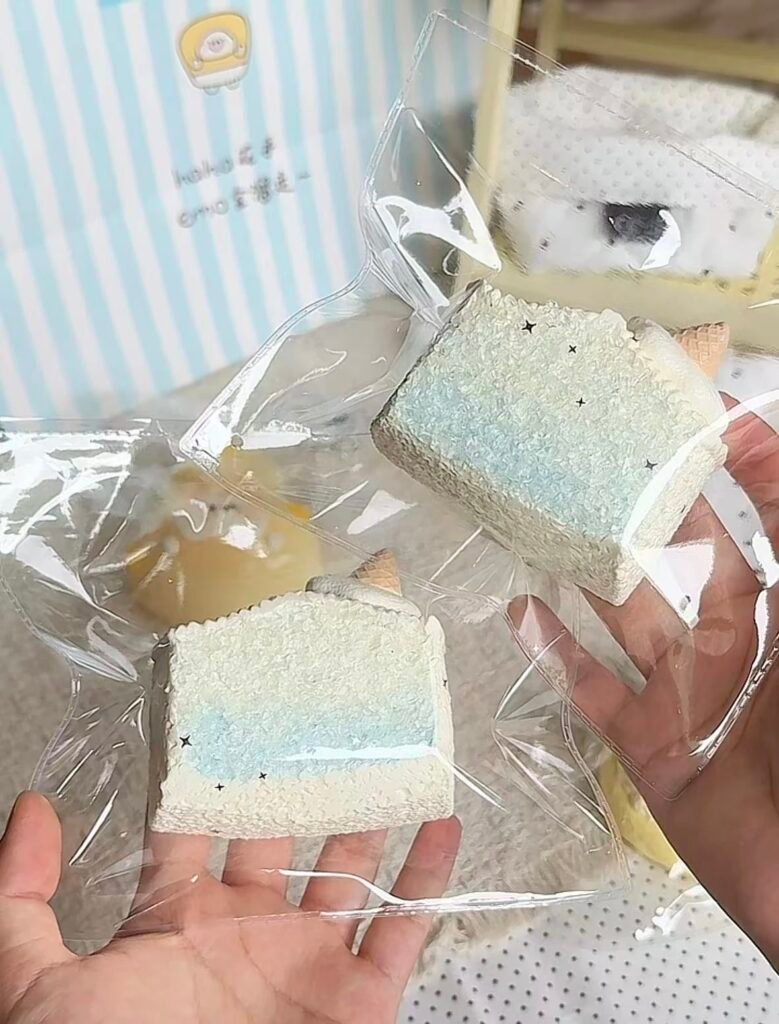 278096 Haha Jing Nienie Second Shop Crushed Ice Snow House (Hard Cheese Texture Series) / 哈哈静捏捏二店 碎冰冰雪屋（硬奶酪触感系列）