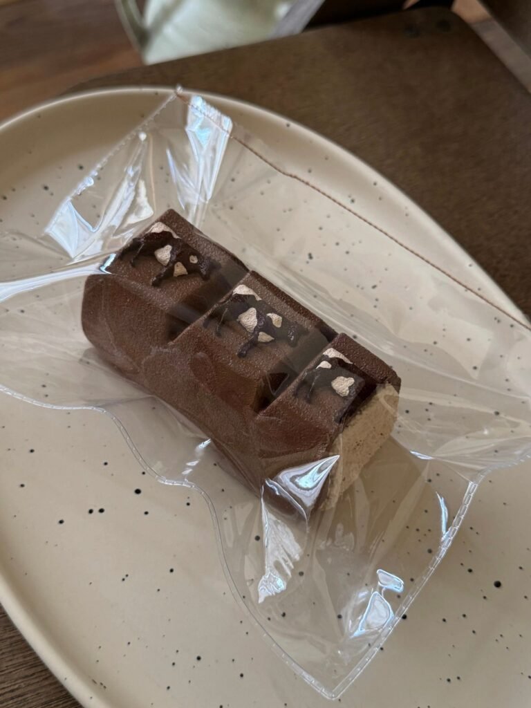 347010 Happy Hamburger Rich Chocolate Milk Bar (Soft Clay Texture Series) / 开心汉堡包 浓巧牛奶棒（软黏土触感系列）
