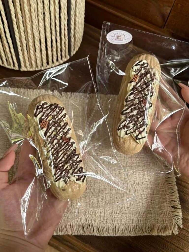 347023 Happy Hamburger Caramel Finger Eclair (Soft Clay Texture Series) / 开心汉堡包 焦糖手指泡芙（软黏土触感系列）