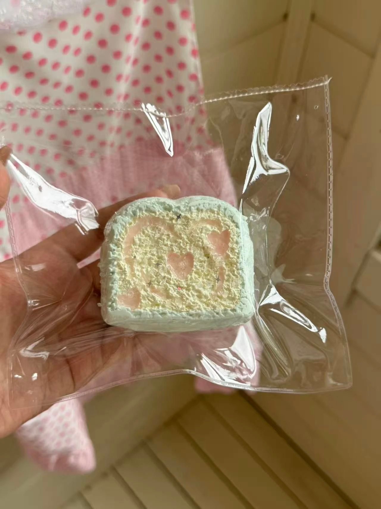 347032 Happy Hamburger Mint Strawberry Jam Toast (Soft Clay Texture Series) / 开心汉堡包 薄荷草莓果酱吐司(软黏土触感系列)