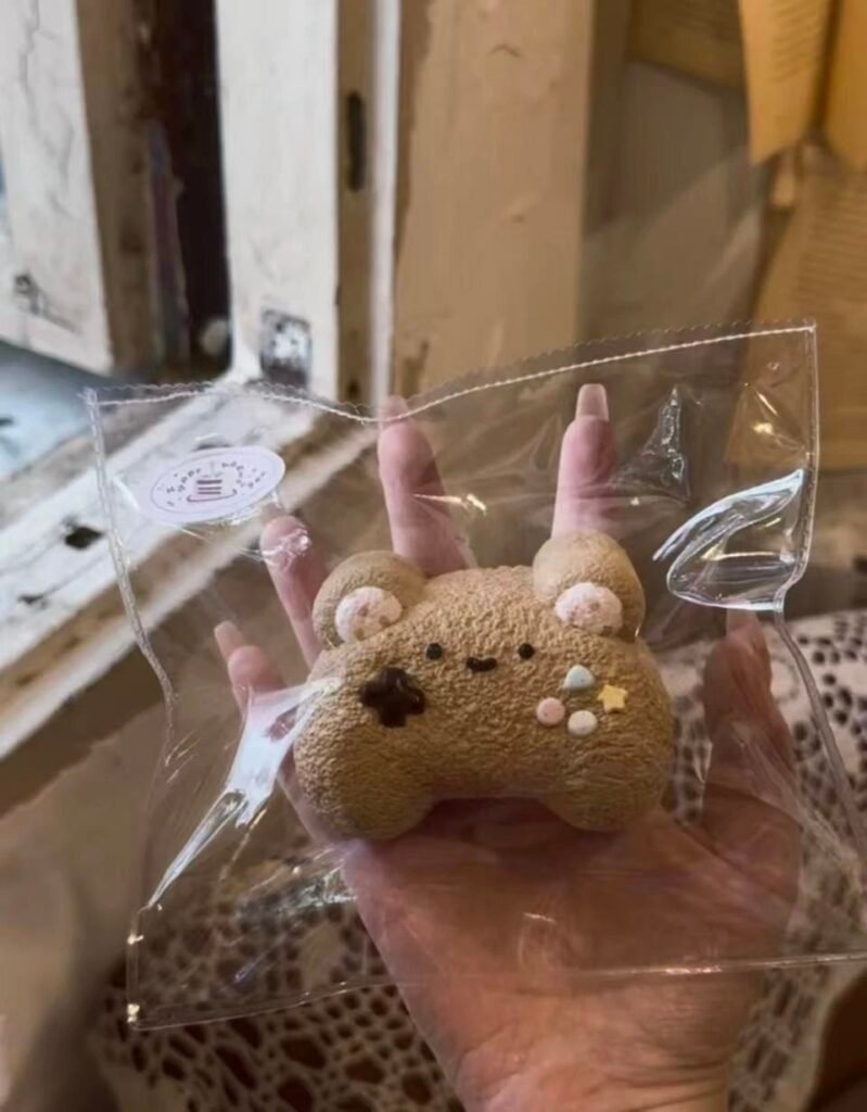 347038 Happy Hamburger Bear Game Controller (Soft Clay Texture Series) / 开心汉堡包 小熊手柄游戏机(软黏土触感系列)