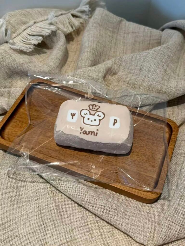 21077 Heqiqi Yami Mouse (Soft Cream Clay Texture Series) / 禾七七 yami鼠（软奶油触感系列）
