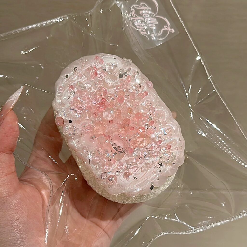 50046 HelloKiki Blush Latte Art (Glutinous Cream Texture Series) / hellokiki捏捏 腮红拉花（糯奶油触感系列）