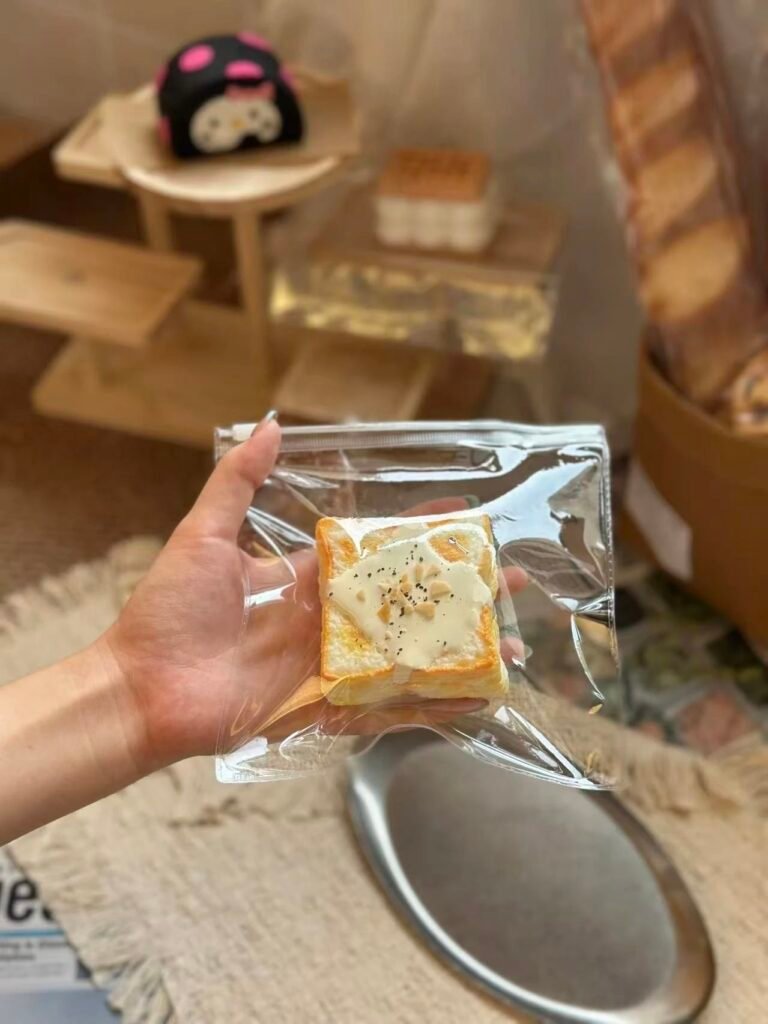 539003 Hongtang Maruko Milk Foam Toast (Cotton Cream Texture Series) / 红糖丸子捏 奶盖吐司(棉奶油触感系列)