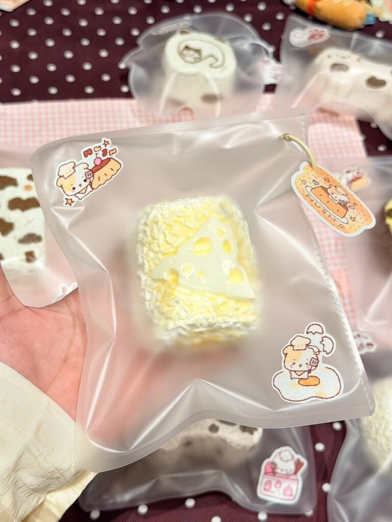 538004 Hush Tasty Cheese Rice Ball / HUSH 美味芝士饭团