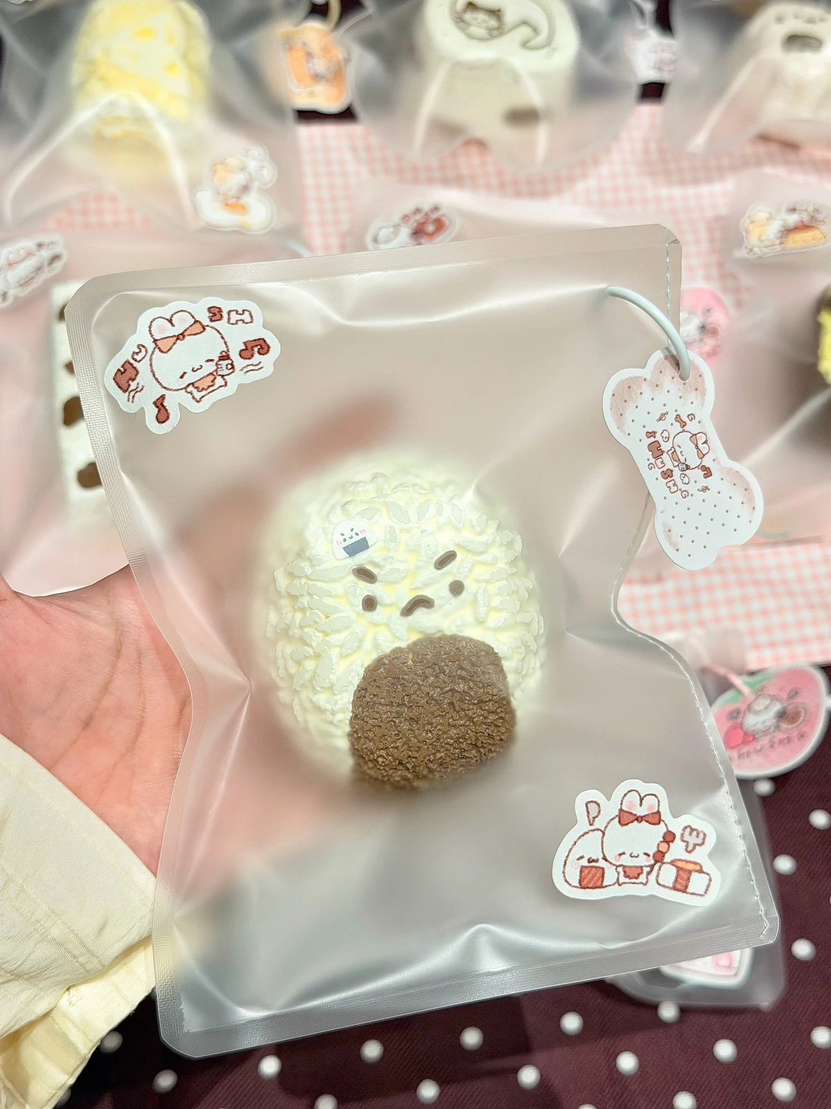 538007 Hush Grumpy Rice Ball / HUSH 不高兴饭团君
