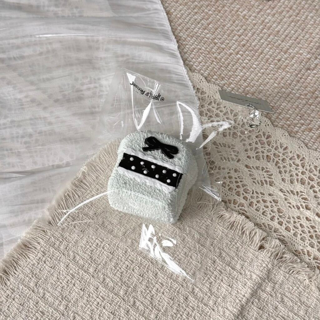 289023 Jenny Studio Lace Placemat Toast (Cotton Soft Clay Texture Series) / Jenny studio 花边餐垫吐司(绵绵泥触感系列)