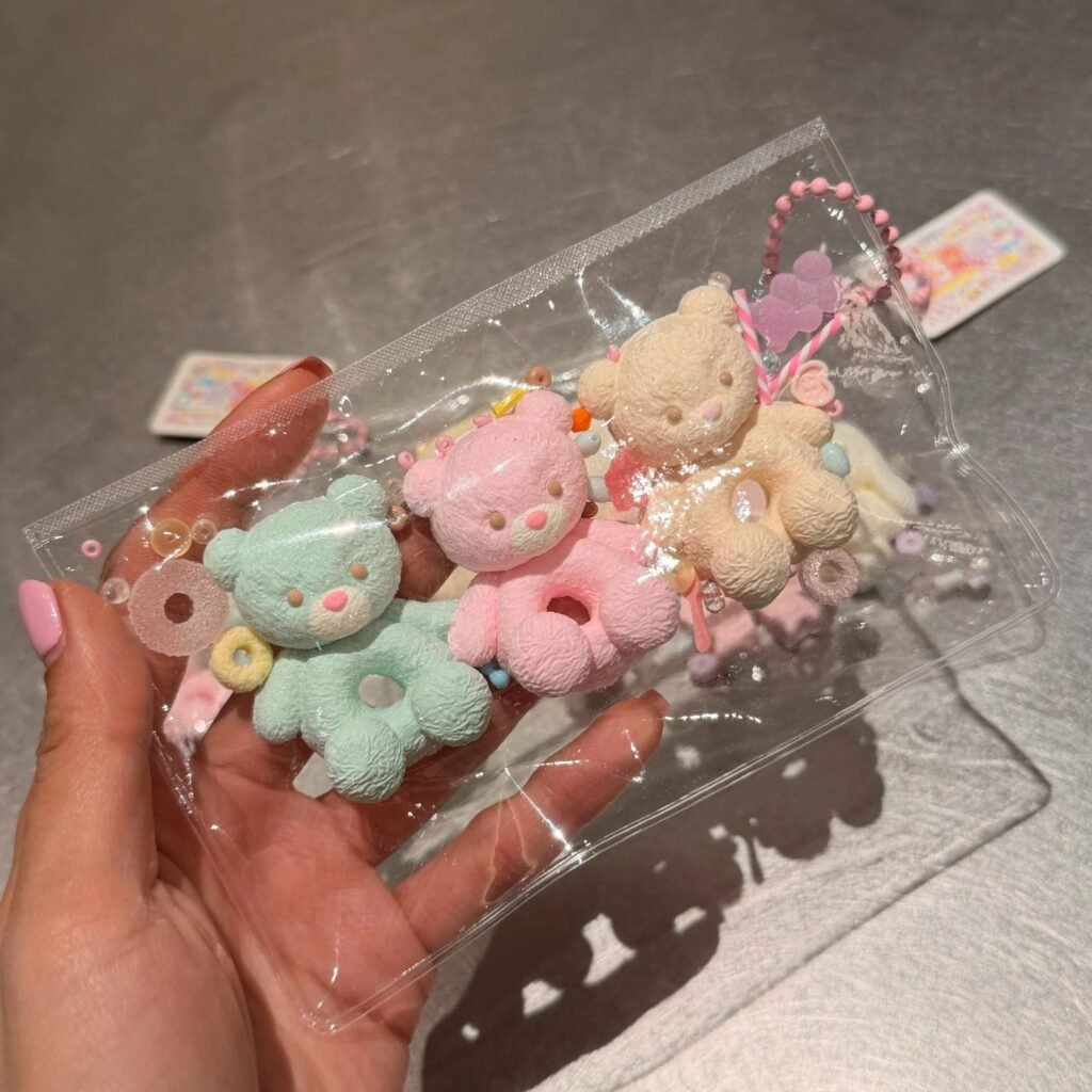 916 Kala Three Bears / KALA 三只熊