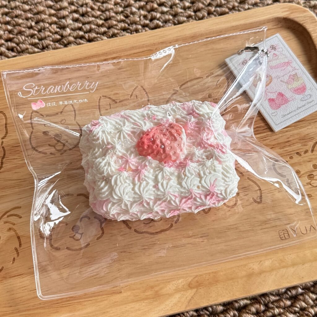 88022 Kankan Cream Flower Cake (Cream Clay Texture Series) / 侃侃是侃爷 奶油花花蛋糕(奶油泥触感系列)