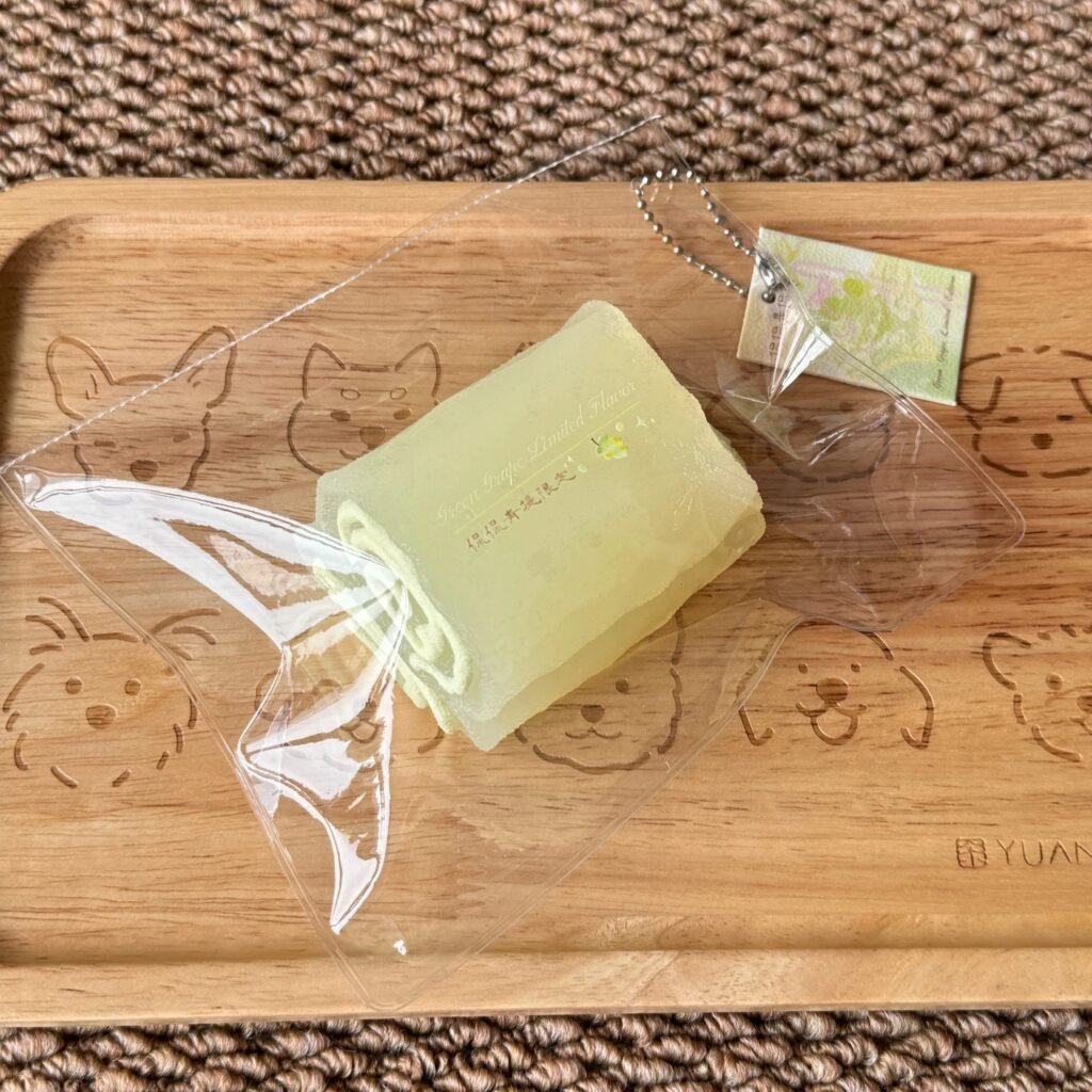 88033 Kankan Towel Roll (Soft Frozen Cheese Texture Series) / 侃侃是侃爷 毛巾卷(软冻奶酪触感系列)