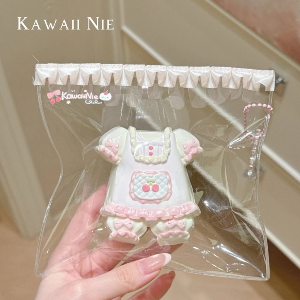 444002 Kawaii Nie Cherry Pajamas / Kawaii Nie 樱桃睡衣