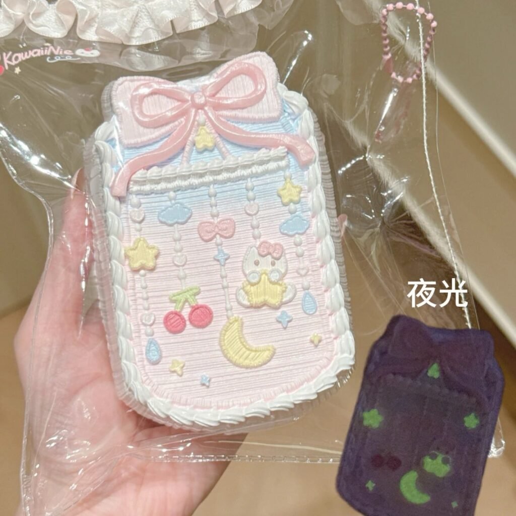 444007 Kawaii Nie Glow-in-the-Dark Embroidered Wind Chime / Kawaii Nie 夜光刺绣风铃