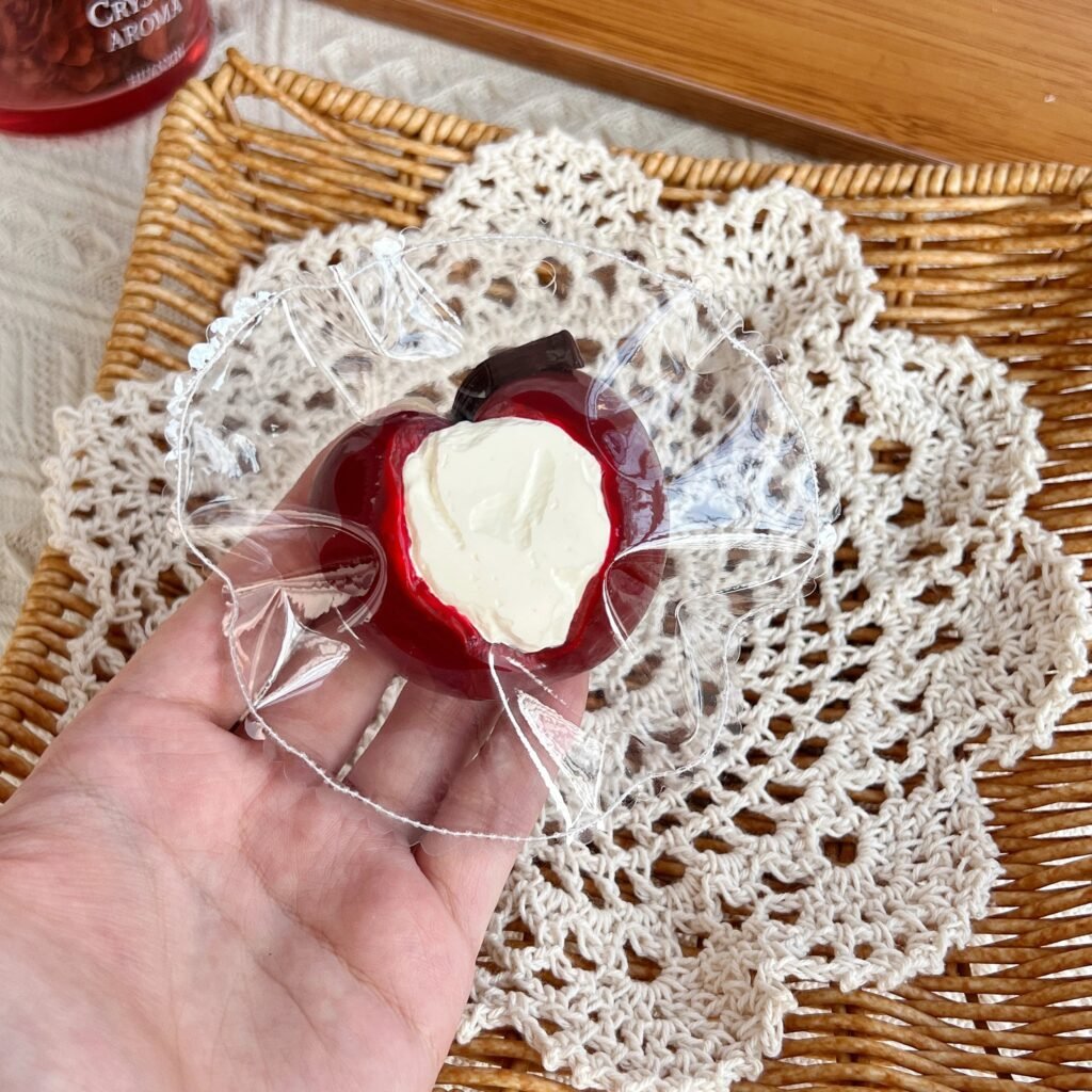89099 Kaka Jiang Squishy Cherry - Mini (Dry Cheese Clay Texture Series) / 咔咔酱捏捏 车厘子（微缩款）（干奶酪触感系列）