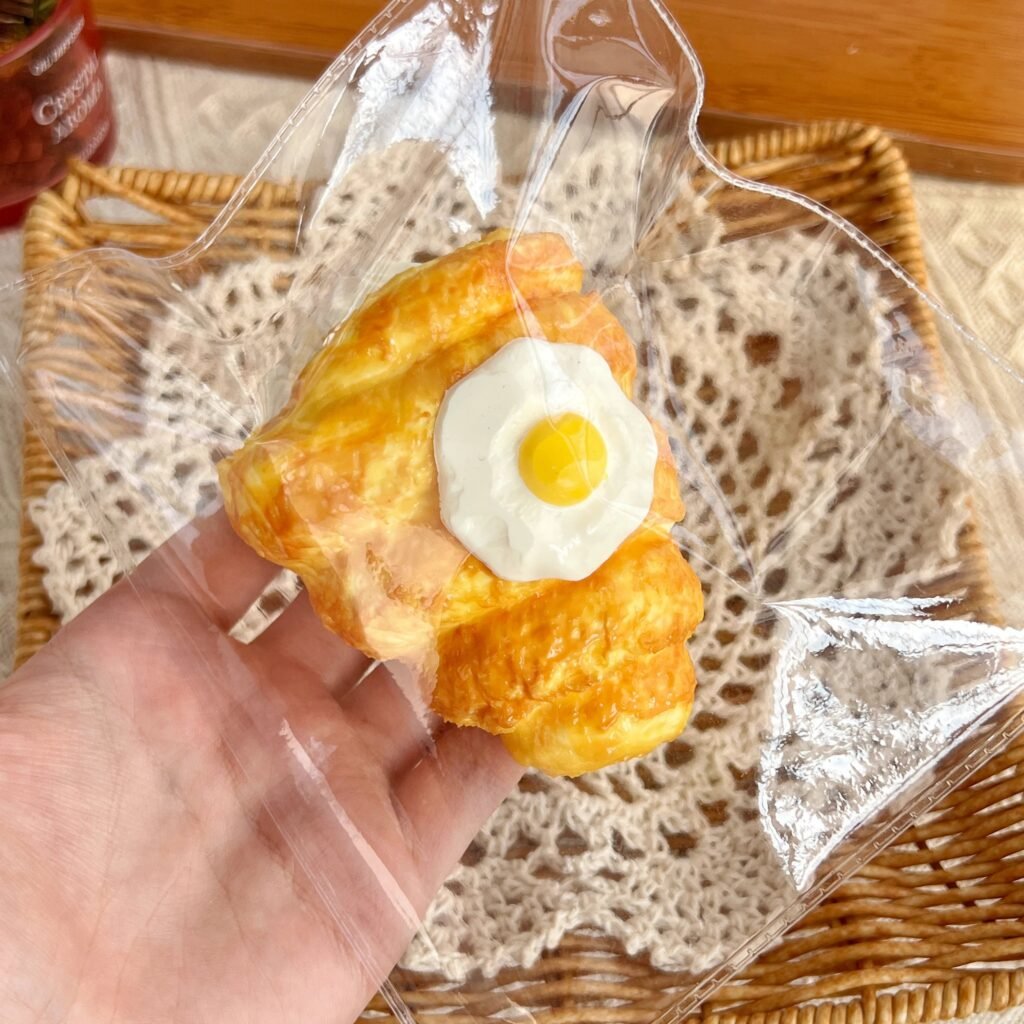 89142 Kaka Jiang Squishy Fried Egg Cream Horn (Soft Cream Paste Texture Series) / 咔咔酱捏捏 煎蛋奶油号角（软乳膏触感系列）