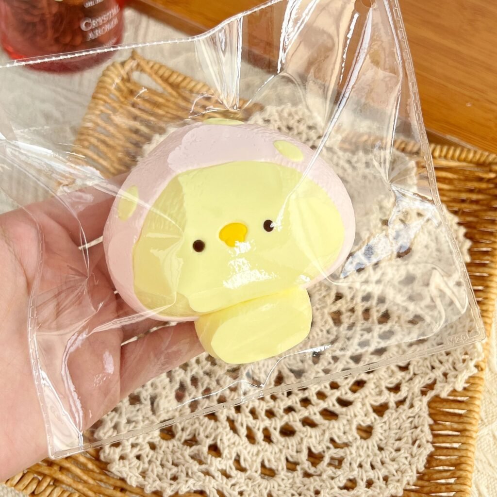 89146 Kaka Jiang Squishy Mushroom Chick (Soft Cream Paste Texture Series) / 咔咔酱捏捏 蘑菇鸡（软乳膏触感系列）