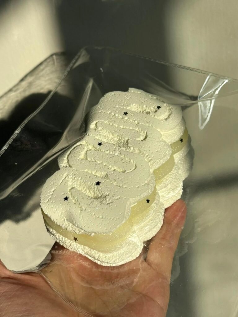 266019 Komi Keyan Milk Foam Bar (Light Milk Clay Texture Series) / komi可盐 奶盖条（轻奶泥触感系列）