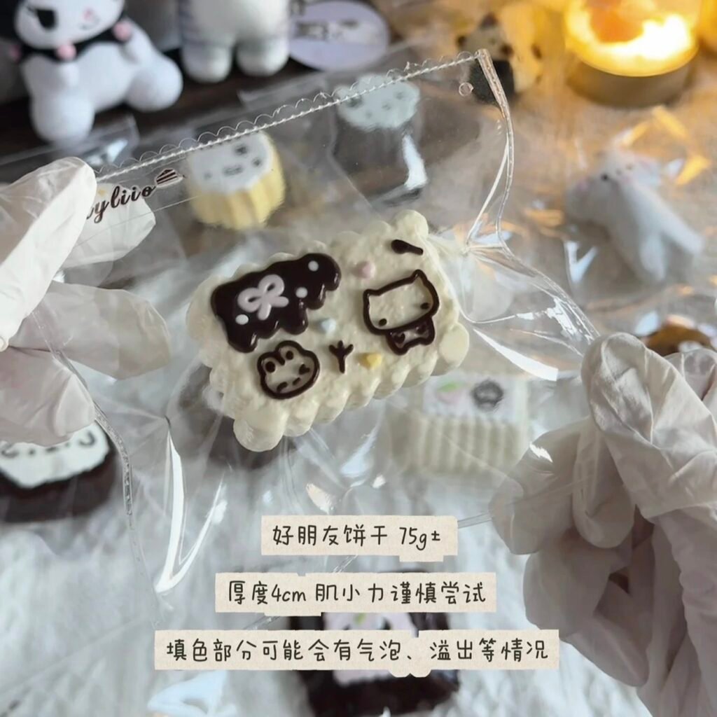 473012 Kittyliio Best Friends Biscuit - Sugar-Powdered (Thick Milk 2.0 Texture Series) / Kittyliio 裹糖粉好朋友饼干（厚乳2.0触感系列）