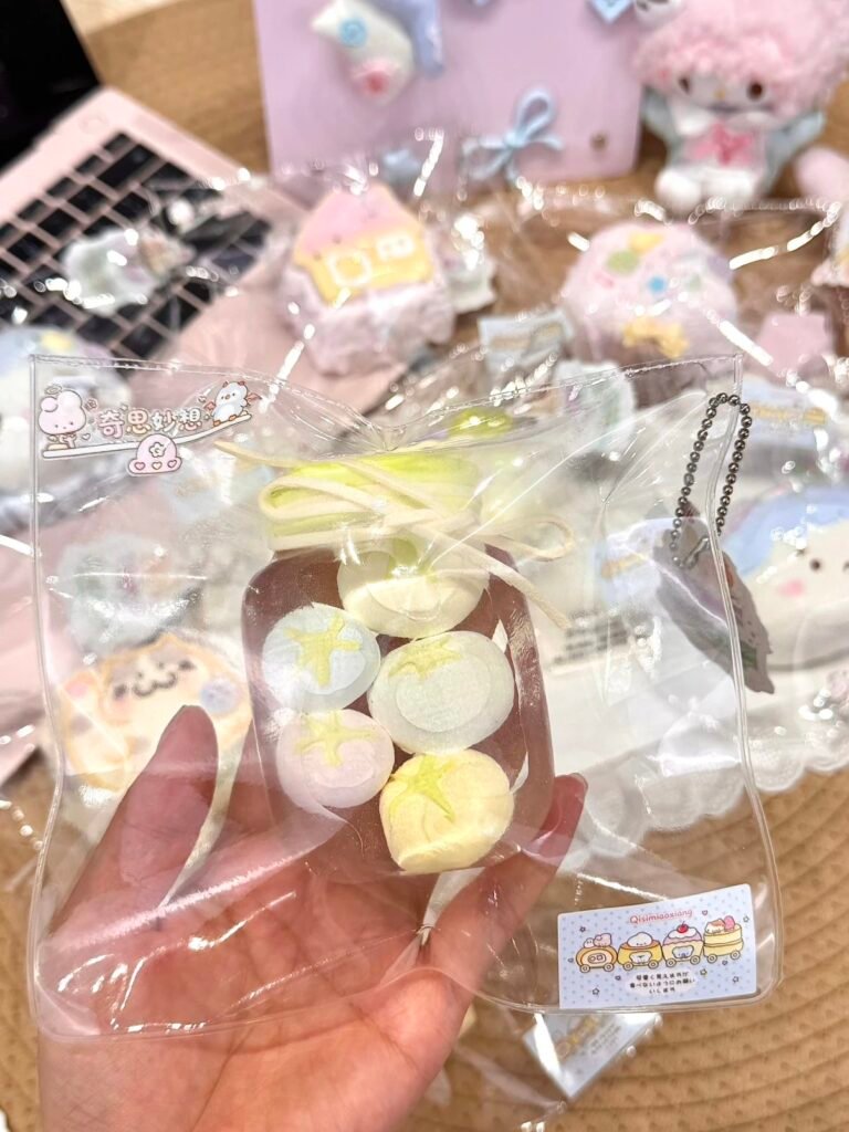 325039 Lanlan Studio Macaron Tomato Can (Cream Clay Texture Series) / Lanlan Studio 马卡龙番茄罐头(奶油泥触感系列)